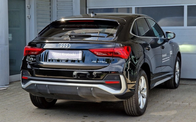 Audi Q3 cena 238900 przebieg: 8000, rok produkcji 2023 z Zbąszynek małe 781